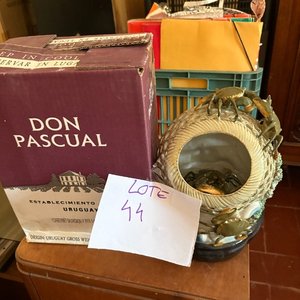 Reloj de Mesa Estilo Clásico y Adornos Varios - imagen 3
