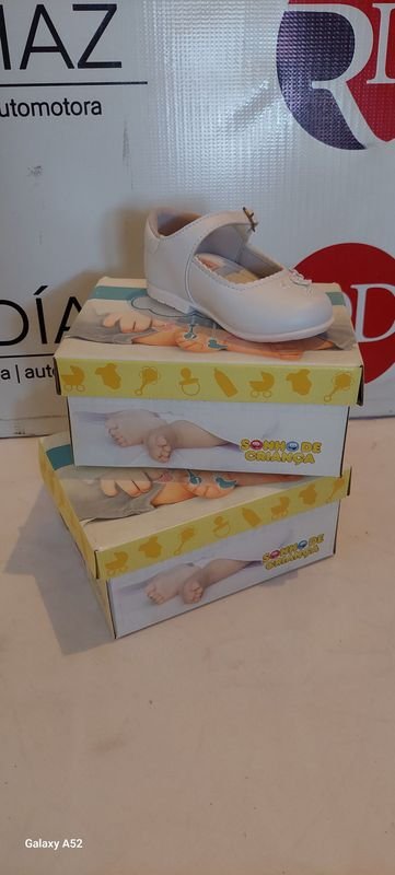 Lote siguiente: Calzado Talle 20 - Zapatos de alta calidad