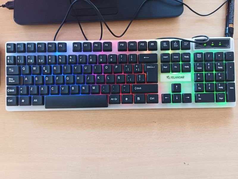 Lotes de teclados nuevos y de calidad - imagen 7