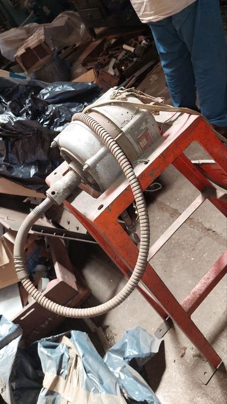 Item 758379 - Image 1