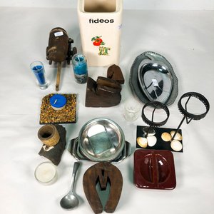 Lote de centro de mesa, frasco de porcelana y candeleros vintage - imagen 3