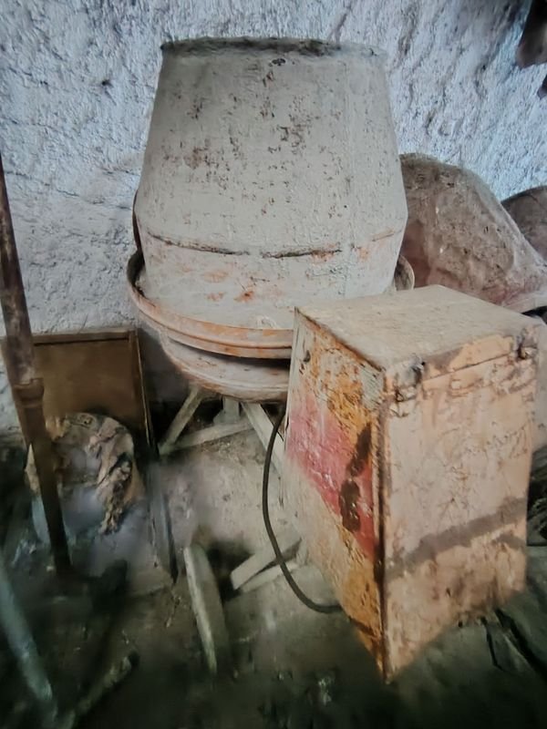 Item 885085 - Image 0