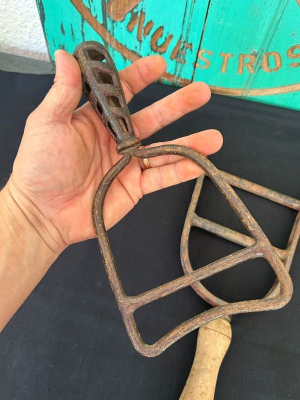 Dos abrebocas antiguos para la venta - imagen 3