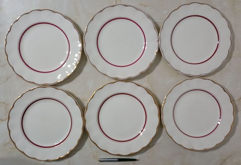 Plato de Porcelana INGLESA 'Keswick 3' - Excelente Condición