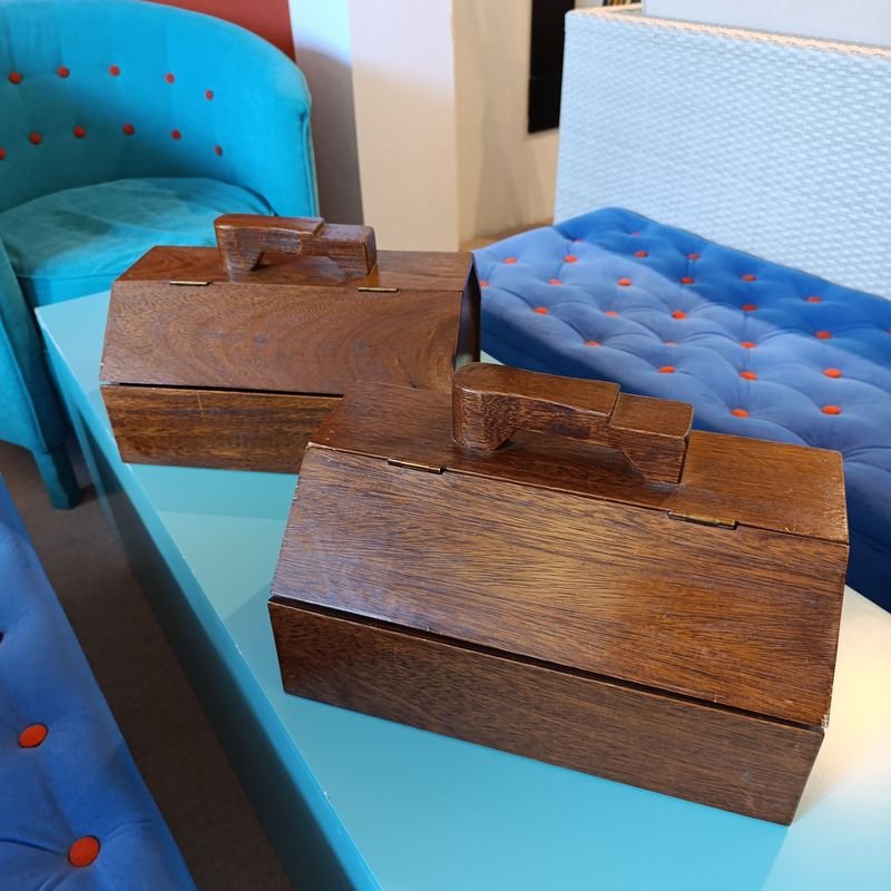 Lote siguiente: Zapateras en Madera de Cedro - Boxes de Zapatos en Madera