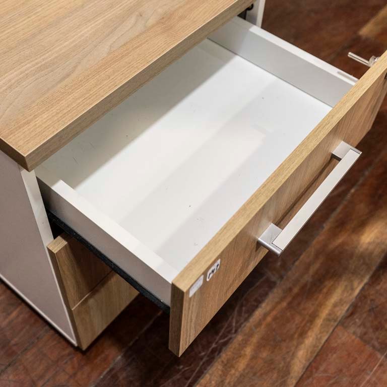 Item 2106837 - Image 1