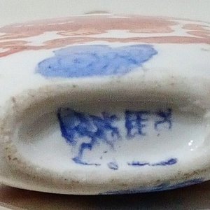 Frasco de Rapé Chino de Porcelana Pintada a Mano con Perro de Fu y Tapa de Jade - imagen 2