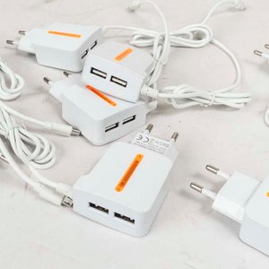 Lote de 10 Fichas Cargadores USB Blancos - imagen 2