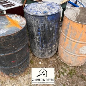 Tres Tambores Metálicos y Plástico - imagen 3