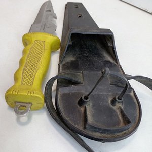 Cuchillo de Buceo Tramontina Ocean con Funda y Correas - imagen 3
