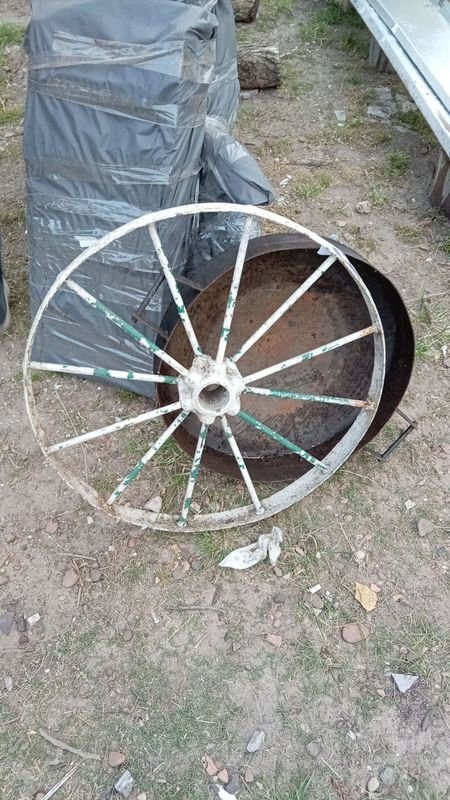 Rueda Antigua de Arado para Decoración