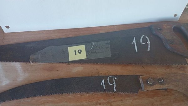 Tres serruchos antiguos para la venta - imagen 4