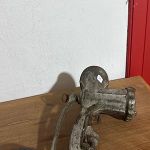 Lote siguiente: Picadora carne 