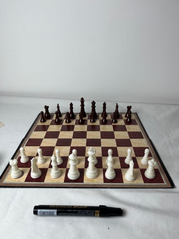 Ajedrez y accesorios para jugar - imagen 5