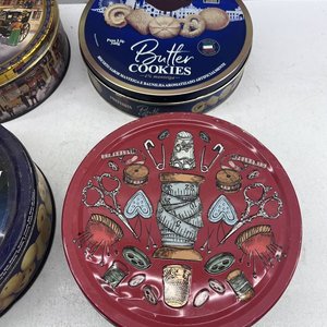 Lote de 4 latas antiguas de galletas con publicidad - imagen 3