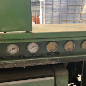 Compresor Industrial a Tornillo Sullair con Gabinete Metálico - imagen 10