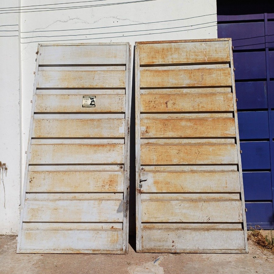 Puerta de galpón en hierro y chapa para venta - imagen 5