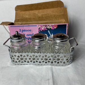 Set de 3 Frascos Especieros de Vidrio con Estructura Metálica - imagen 2