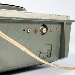 Tocadiscos Philips Vintage con Radio Portátil - imagen 4