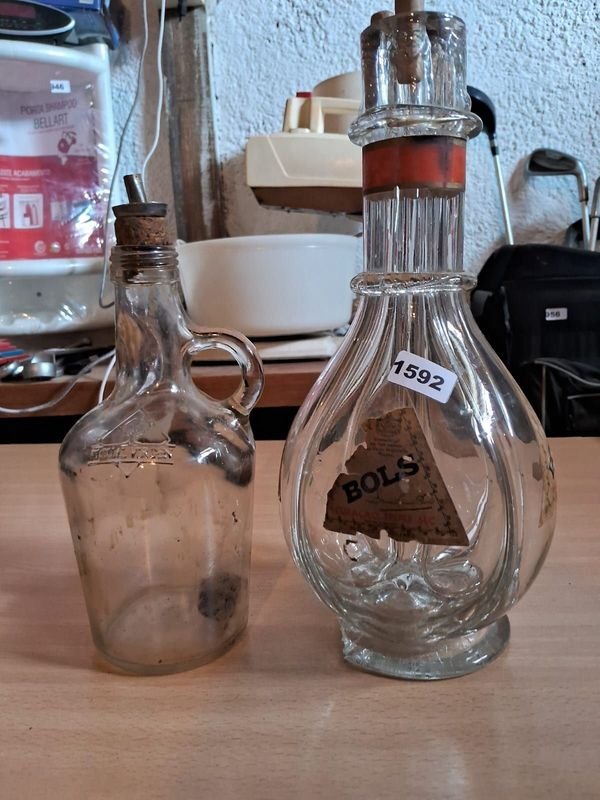 Lote anterior: Botellas decantadoras de vidrio marca Bols