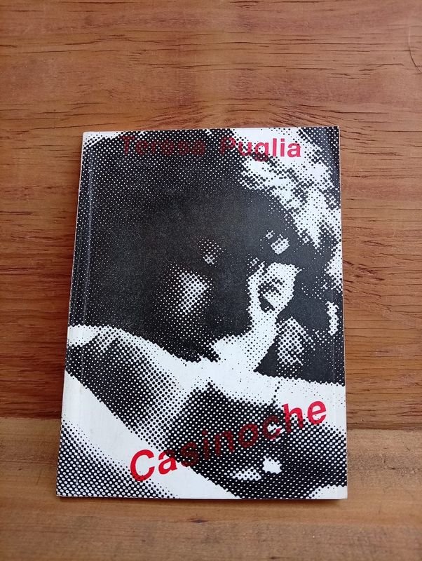 Libro Poemario Casinoche de Teresa Puglia, Primera Edición Firmado y Dedicado (1990)
