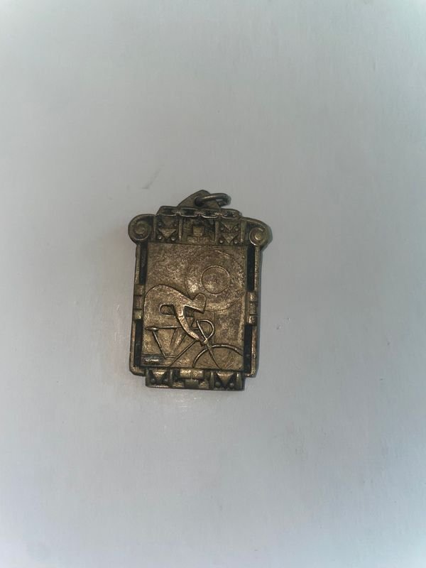 Medalla Art Nouveau Ciclista Sellada