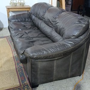 Sofá de 3 Cuerpos en Cuero Marrón Oscuro - imagen 3