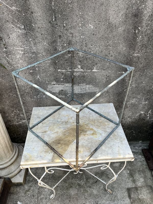 Cubo de bronce con diseño de caña de bambú - imagen 2