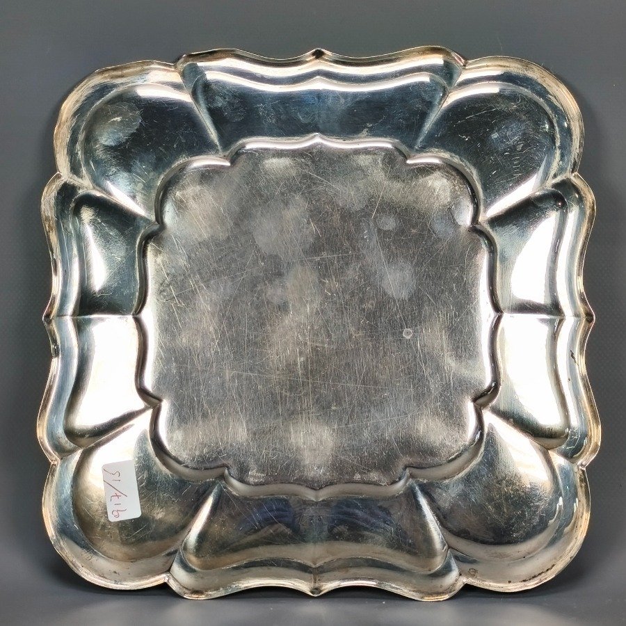 Bandeja de plata Windsor con contorno en relieves - imagen 6