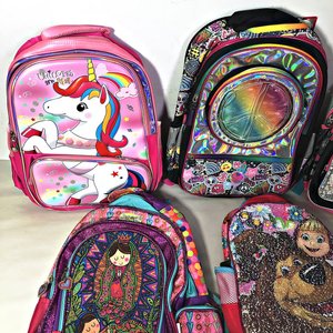 Lote de 5 Mochilas Infantiles con Diseños Divertidos - imagen 2
