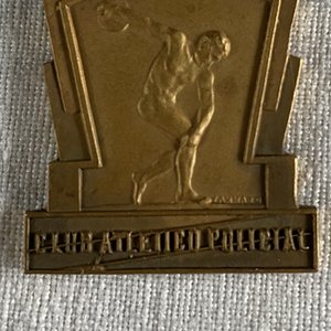 Lote anterior: Medalla Club Atlético Policial "Recuerdo de la 1ra Vuelta Ciclista del Uruguay 1939" Firmada Tammaro