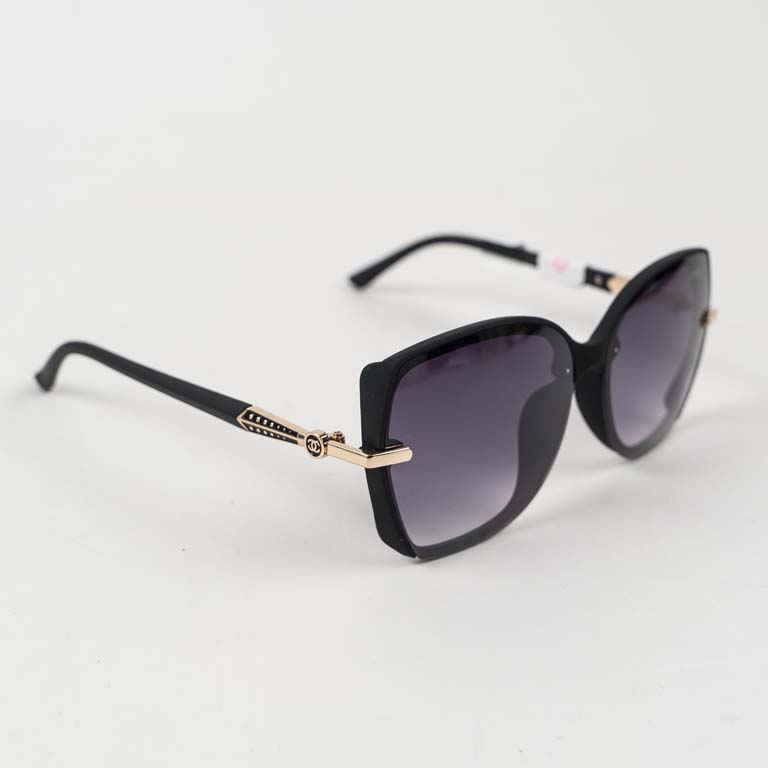 Lote siguiente: Par de lentes de sol de alta calidad