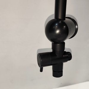 Barra de Ducha Negra con Cabezal Cuadrado y Ducha Teléfono - imagen 4