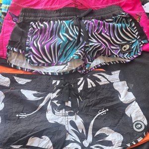 Lote siguiente: Lote de Shorts de Dama Surtidos