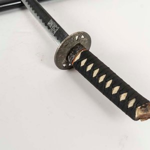 Katana Moderna con Detalles y Funda - imagen 2