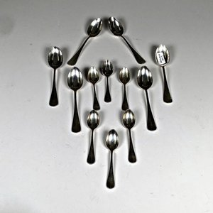 Lote anterior: Doce Cucharitas Christofle de Metal para Té y Café