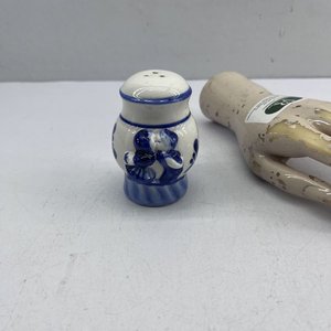 Lote siguiente: Salero Holandés de Cerámica con Tapa