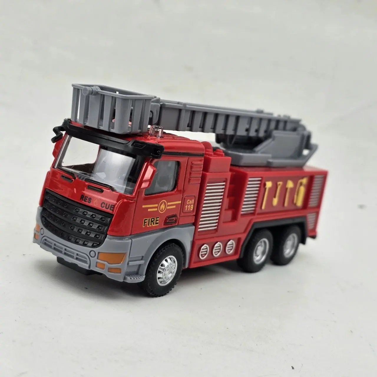 Camión de Bomberos de Juguete con Escalera Extensible