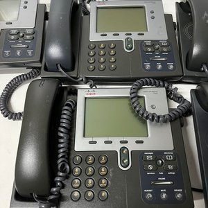 Lote de 7 Teléfonos IP Cisco con Pantalla - imagen 2