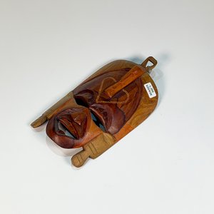 Máscara Azteca de Madera con Decoración de Corazón - imagen 1
