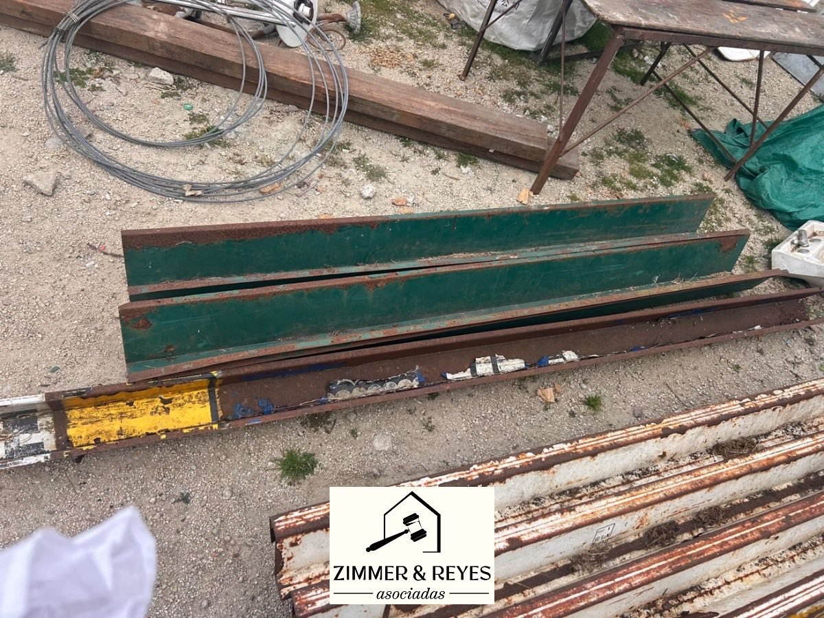 Lote de 3 moldes metálicos para cordones