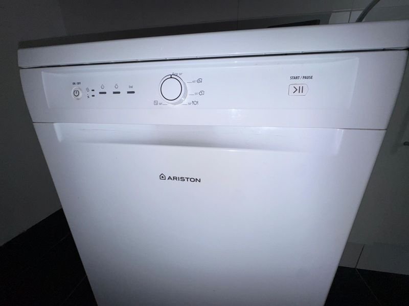 Item 891869 - Image 1