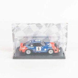 Lote anterior: Auto Porsche 911 SC Thérier - Vial Tours de Corse 1980 escala 1/24 en su estuche original.