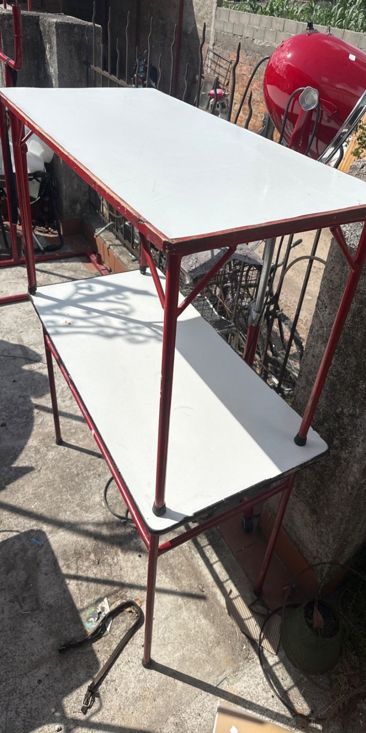 Lote siguiente: Mesas de jardín plegables