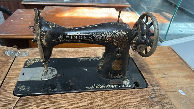 Máquina de coser Singer vintage - imagen 3