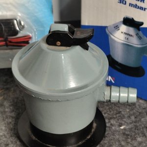 Regulador de Gas Krain 30 mbar y Alarma de Apagado - imagen 3