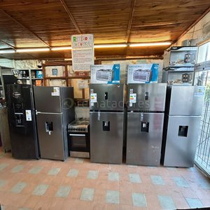 Lote anterior: Lote de Electrodomésticos: Heladeras y Cocinas