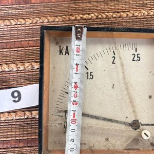 Amperímetro de Panel Analógico Antiguo - imagen 4