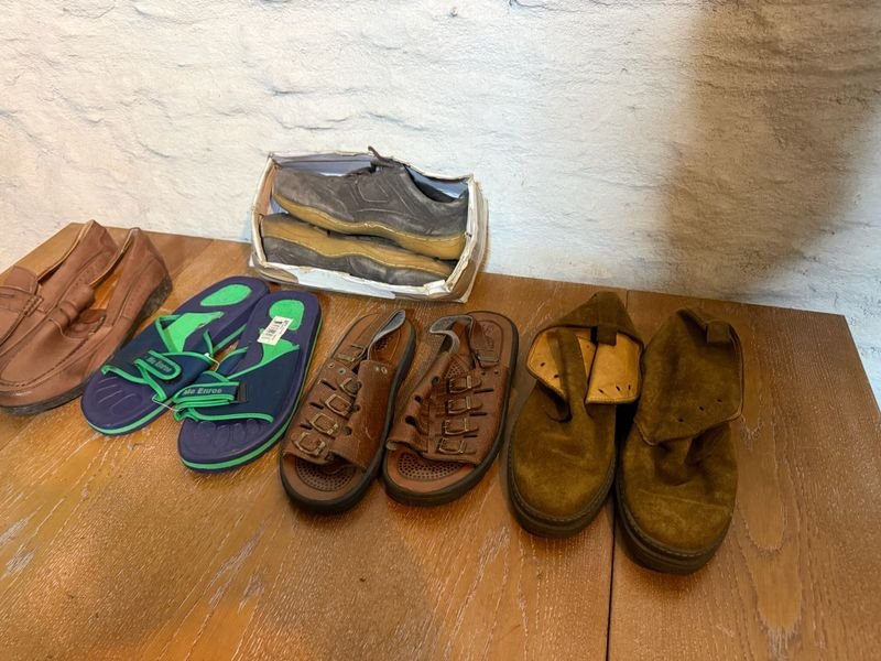 Lotes de zapatos y sandalias nuevos en cuero - imagen 3