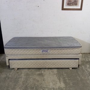 Lote siguiente: Sommier con Cama Marinera y Colchón Gazin Pillow Top